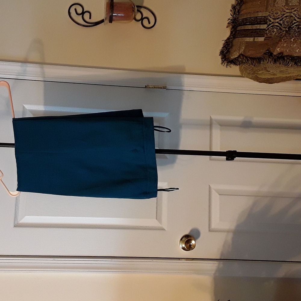 Suit - Picture 3 of 3